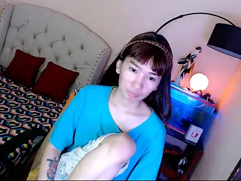 ShantalFoxxy  online show from 10.16.25