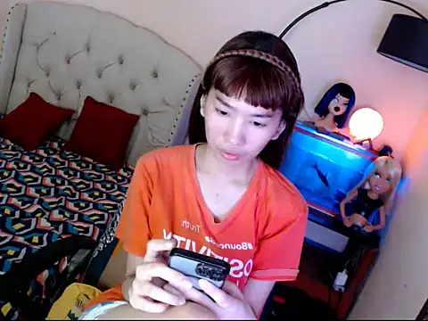 ShantalFoxxy  online show from 10.28.25