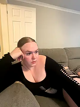 Snapshot of gracelovesxx chatting on 10.03.25 gracelovesxx online show from 10.03.25