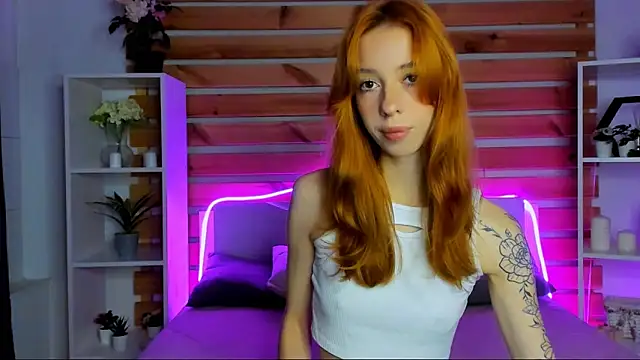 Snapshot of Lori_Williams chatting on 09.12.25 Lori Williams online show from 09.12.25