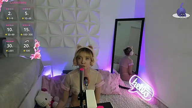 Snapshot of JuliethMoss chatting on 10.01.25 JuliethMoss online show from 10.01.25