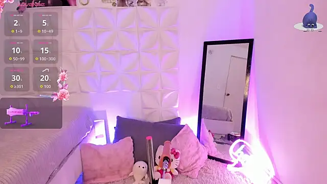 Snapshot of JuliethMoss chatting on 10.03.25 JuliethMoss online show from 10.03.25