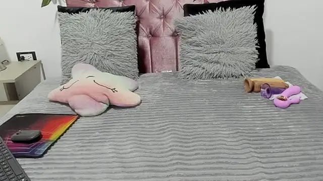 ivy moon05 online show from 01.06.26