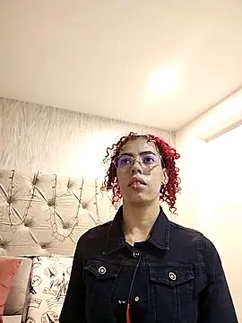 Pamelamiler   online show from 10.02.25