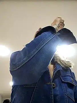 Pamelamiler   online show from 01.17.26