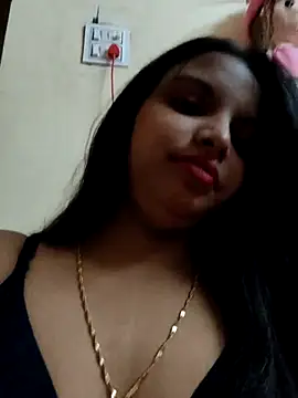 Maahhii 2 online show from 09.27.25