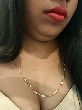 Maahhii 2 online show from 11.12.25