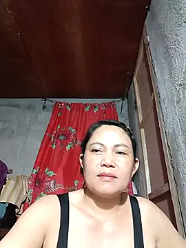 Everleigh mom online show from 09.16.25