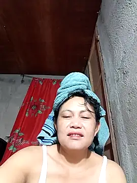 Everleigh mom online show from 09.20.25