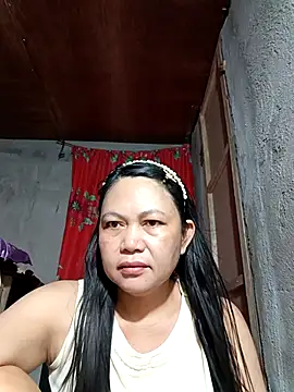 Everleigh mom online show from 09.22.25