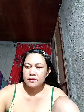 Everleigh mom online show from 09.24.25