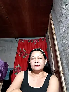 Everleigh mom online show from 09.27.25