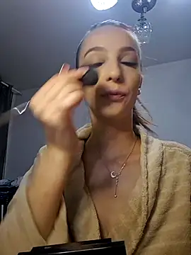 MoonedByEva online show from 10.22.25