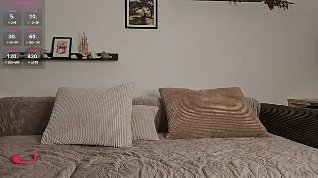 HotFrictions online show from 10.06.25