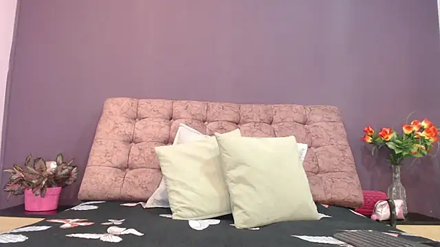 KateWelsin online show from 09.11.25