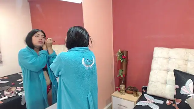 KateWelsin online show from 10.24.25