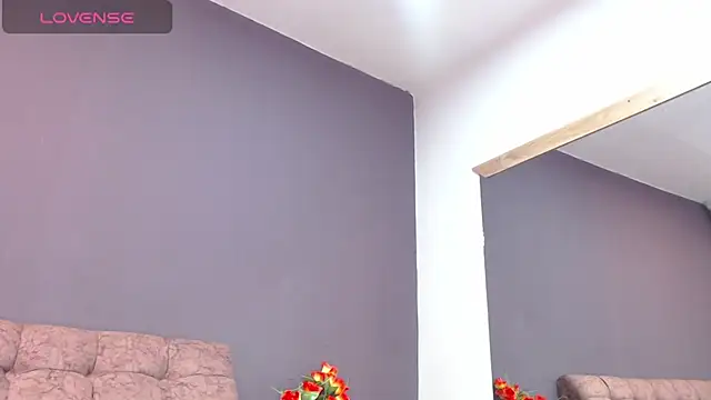 KateWelsin online show from 12.05.25