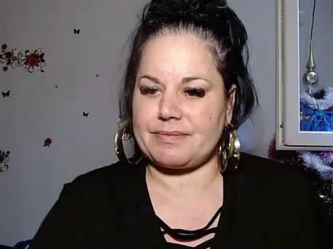 andreea2011 online show from 09.30.25