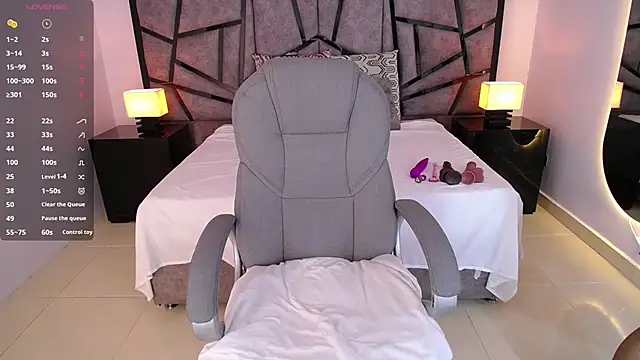 JeinnoveMontenegr0 online show from 11.11.25