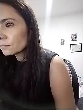 Cami Konor online show from 10.16.25