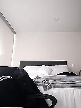 Cami Konor online show from 12.18.25