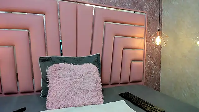 ALYANNA HOT  online show from 01.09.26