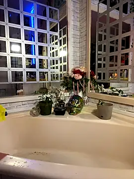 TranSexualJade95 online show from 10.12.25