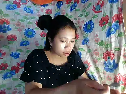 Pinay Skinny18 online show from 10.23.25