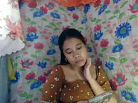 Pinay Skinny18 online show from 10.29.25