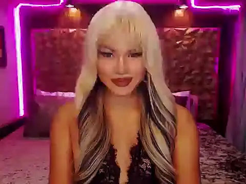 Snapshot of YllanaAltheaXxX chatting on 09.10.25 YllanaAltheaXxX online show from 09.10.25