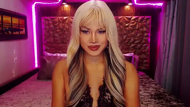 Snapshot of YllanaAltheaXxX chatting on 09.11.25 YllanaAltheaXxX online show from 09.11.25