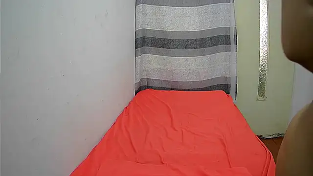 ThickHunn99 online show from 10.10.25