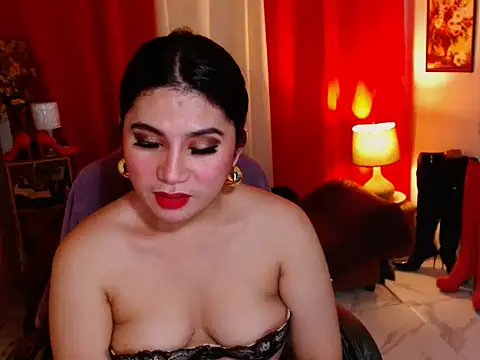 Snapshot of tsBiancalicious chatting on 10.14.25 tsBiancalicious online show from 10.14.25