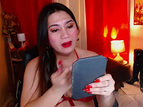 Snapshot of tsBiancalicious chatting on 10.24.25 tsBiancalicious online show from 10.24.25