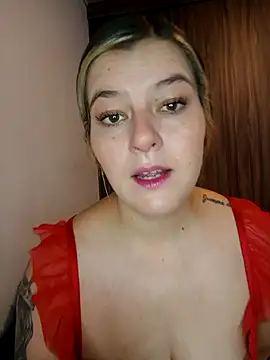 Snapshot of Fernandar2025 chatting on 10.02.25 Fernandar2025 online show from 10.02.25