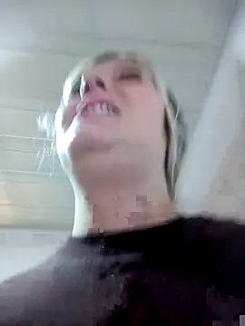 Snapshot of Fernandar2025 chatting on 10.13.25 Fernandar2025 online show from 10.13.25