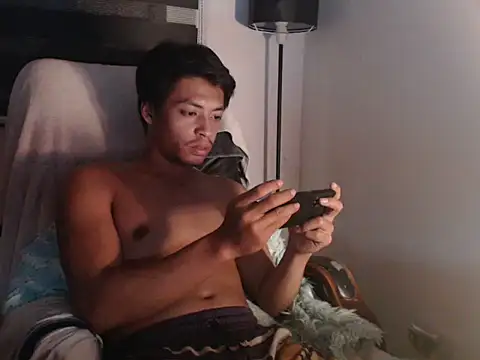 Snapshot of Asian_gregor chatting on 02.07.26 Asian gregor online show from 02.07.26