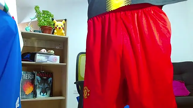 skinny23cm online show from 10.31.25