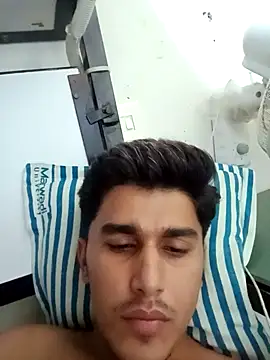 Snapshot of HarryChoudhary21 chatting on 10.12.25 HarryChoudhary21 online show from 10.12.25