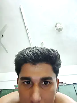 Snapshot of HarryChoudhary21 chatting on 10.15.25 HarryChoudhary21 online show from 10.15.25