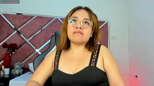 sara-lopez1 online show from 09.08.25