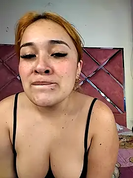 sara-lopez1 online show from 10.30.25