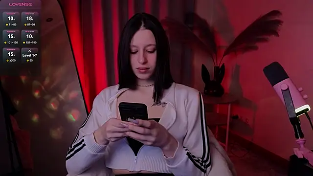 sex tezzi online show from 10.14.25