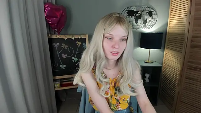 Madelaineses online show from 11.15.25