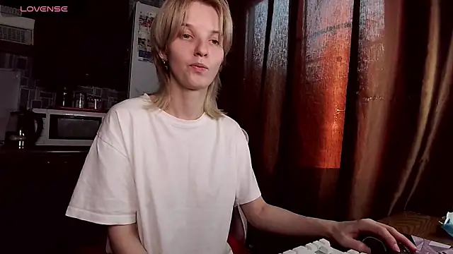 Madelaineses online show from 06.08.26