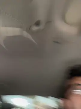 Dwizzlerperizzlee online show from 04.19.26