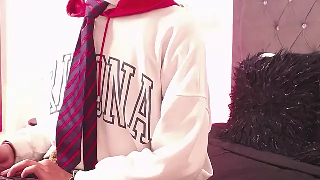 OzorioDany online show from 09.12.25