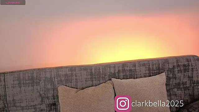 bellaa clark online show from 09.16.25