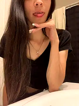 lovinlush online show from 10.23.25