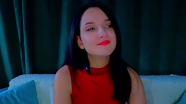 Snapshot of FalineBeacher chatting on 09.23.25 FalineBeacher online show from 09.23.25